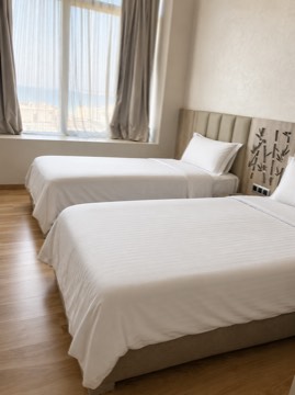 Chambre 2 de l'appartement Hilton N°13